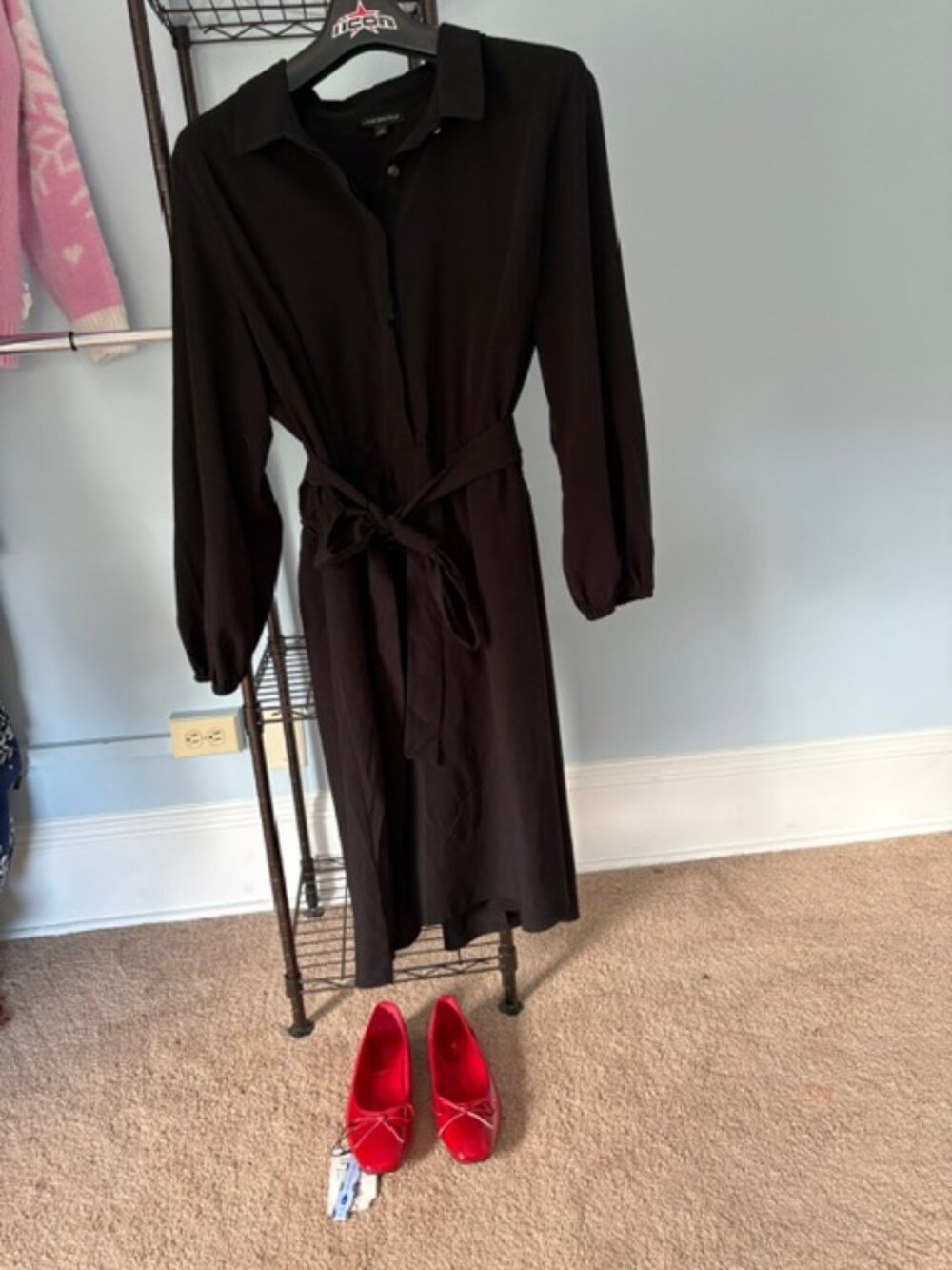 Red Flats - Picture 2 of 2